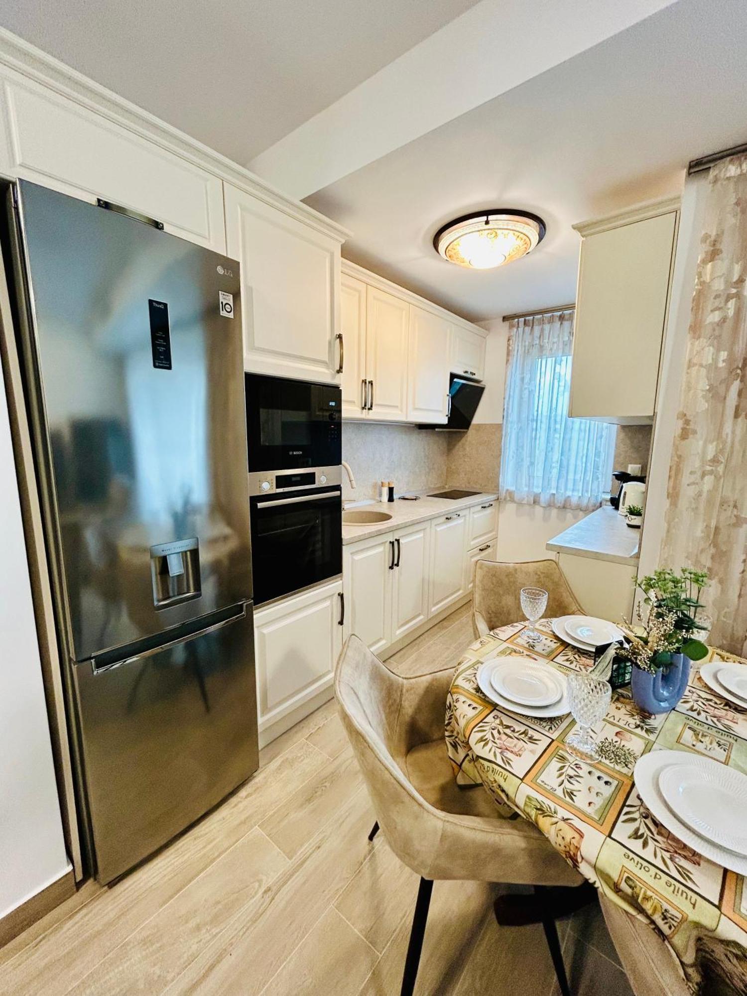 Dis Mamaia Nord Apartman Konstanca Kültér fotó