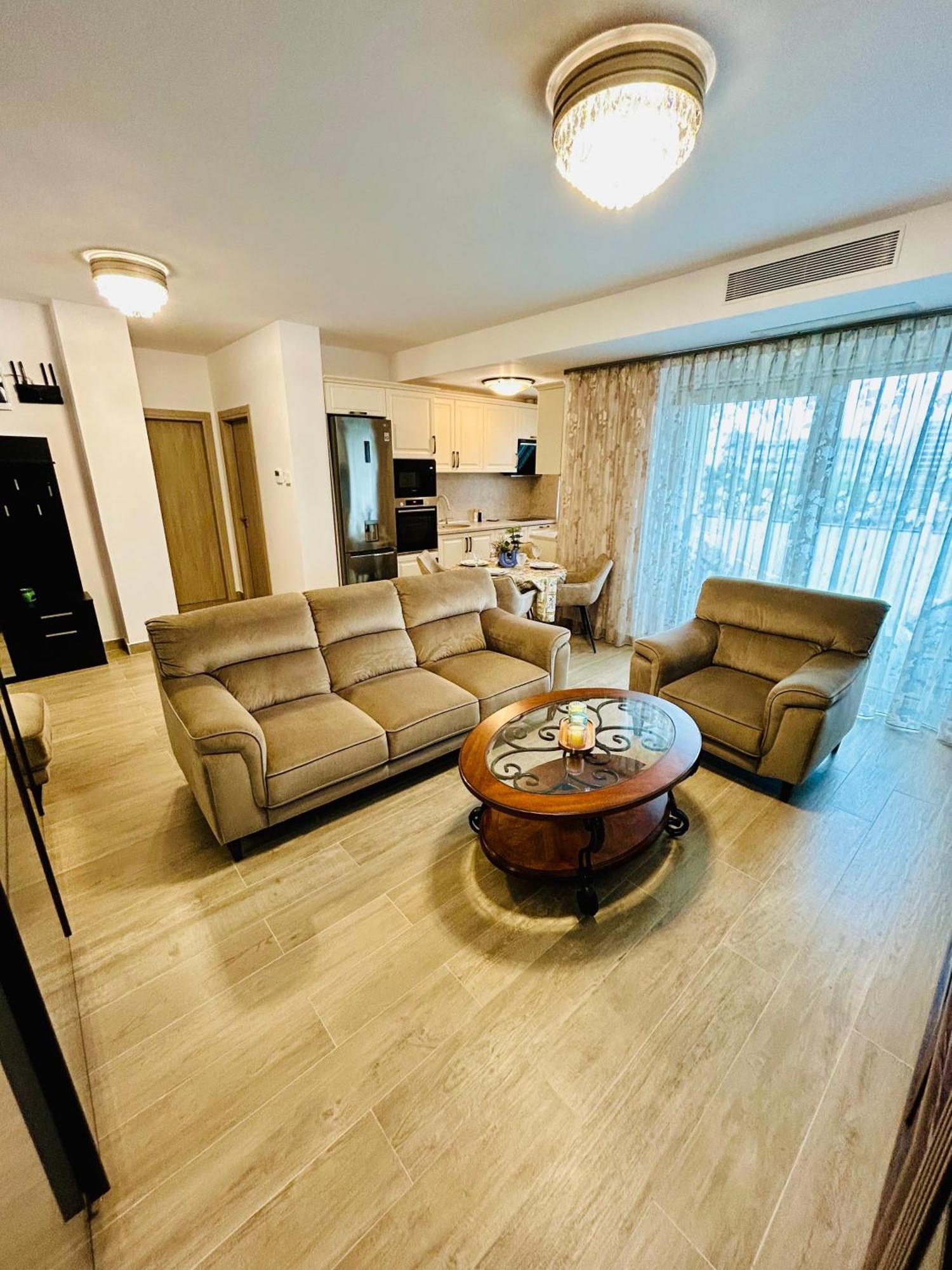 Dis Mamaia Nord Apartman Konstanca Kültér fotó
