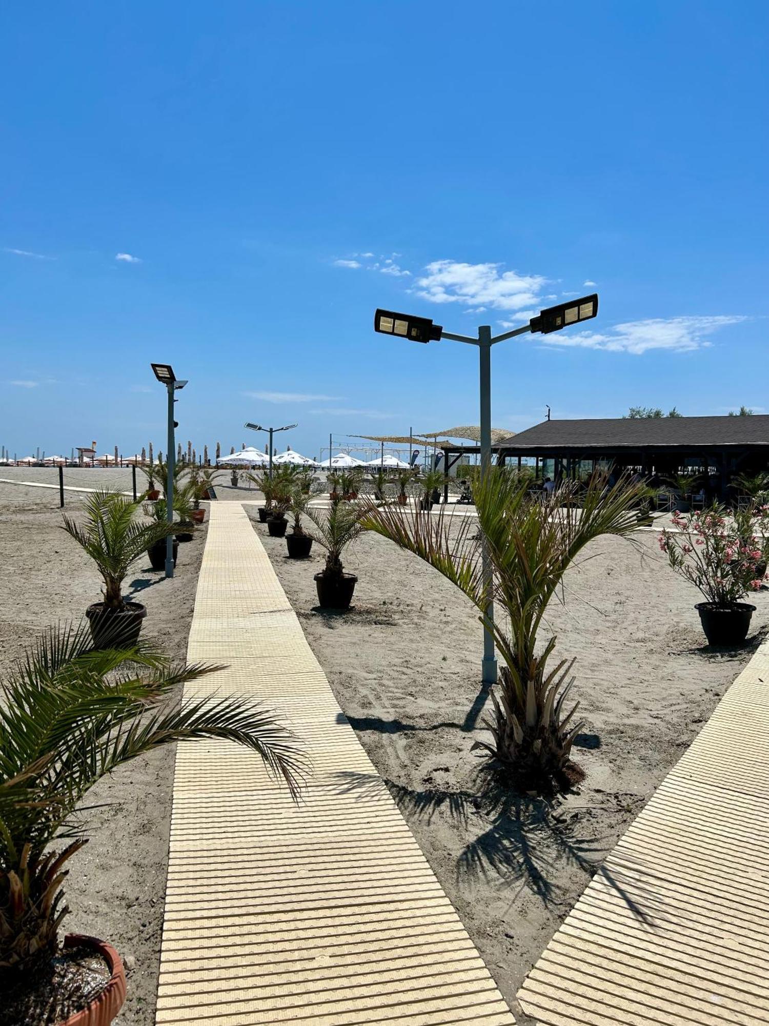 Dis Mamaia Nord Apartman Konstanca Kültér fotó
